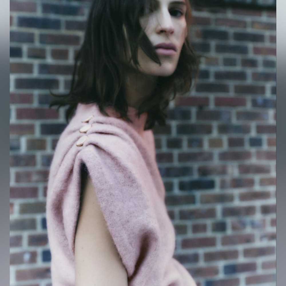 🆕 zara • asymmetric knit sweater top